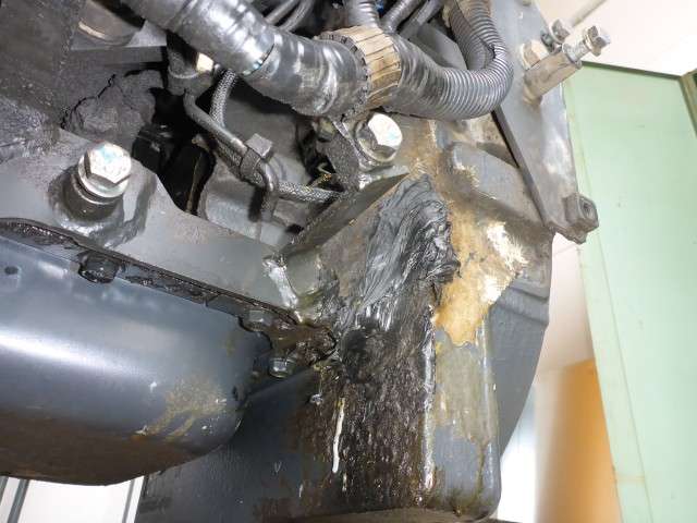 Schadengutachten Sparkassen Versicherung Motorschaden Komatsu